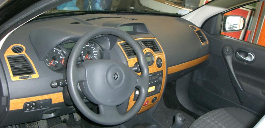 Glasfolien Car Styling mit Cockpitfolie